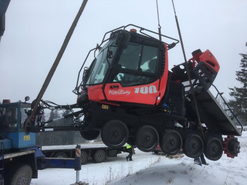 017 PistenBully 100 4F